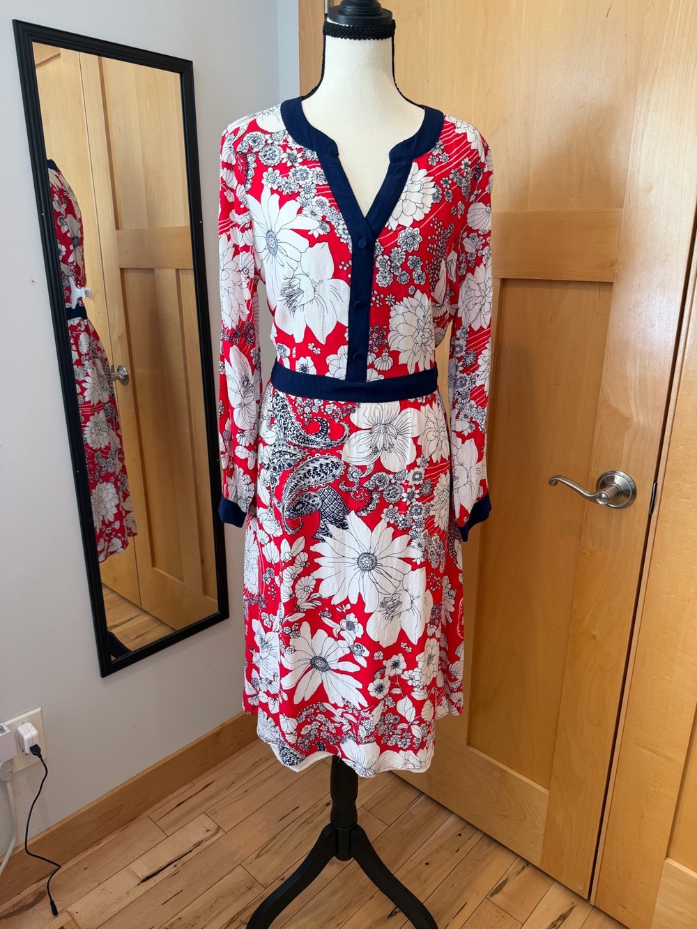 Talbots Floral V-Neck Long Sleeve Dress in Red, White, and navy